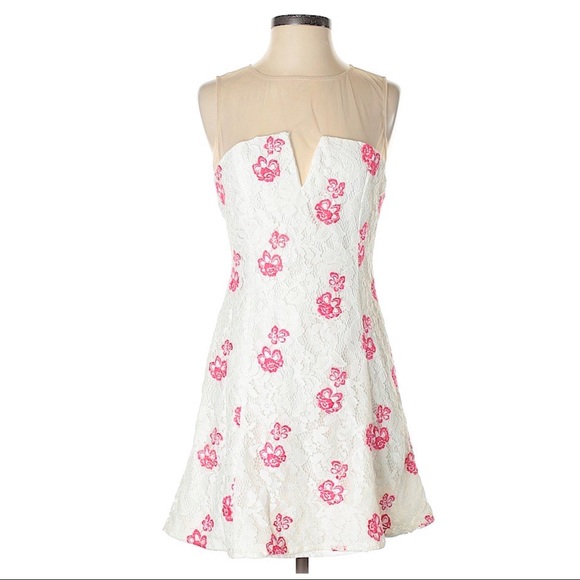 REVOLVE | EMBROIDERED LACE MINI DRESS - Picture 3 of 7